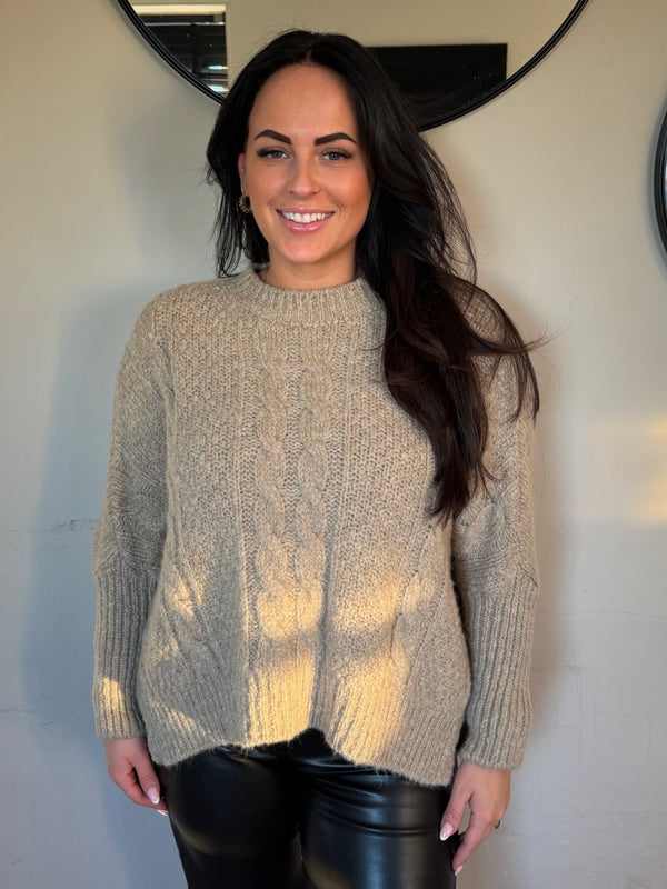 Aya Trui